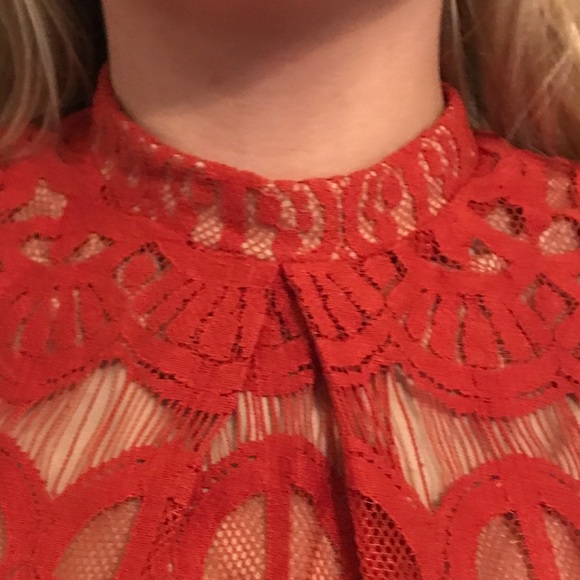 Mock Lace Turtleneck - Picture 2 of 4